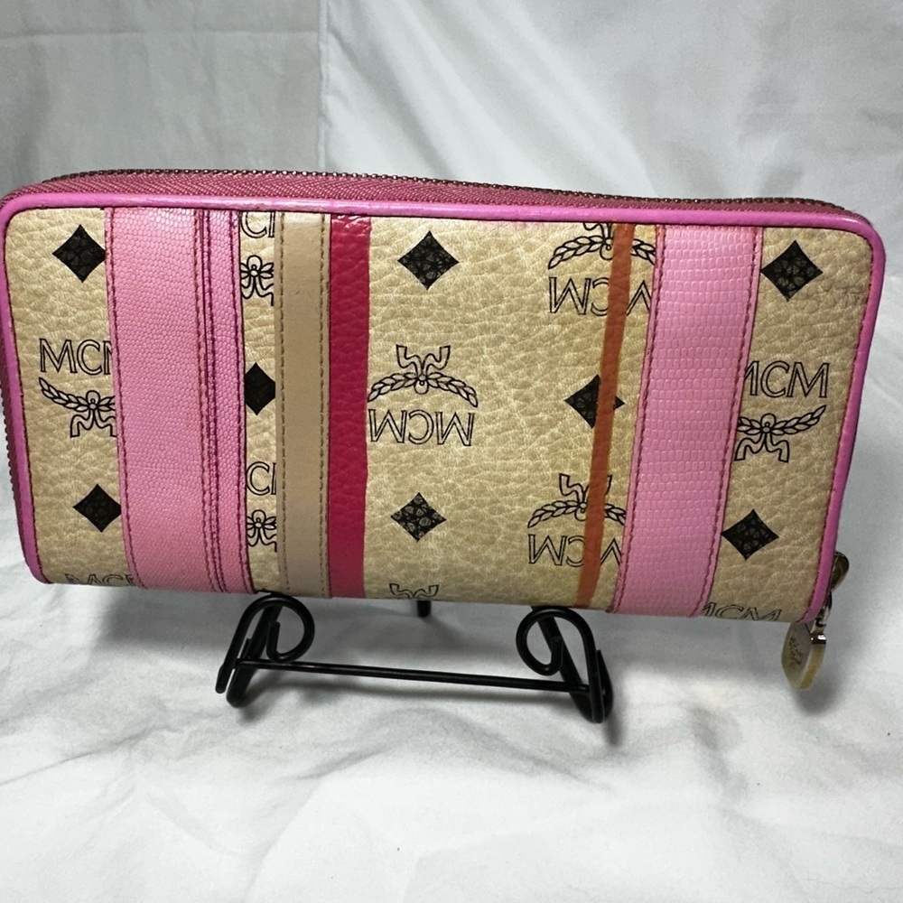 MCM LIMITED EDITION Studded Logo Leather Long Wallet Pink and Cream EUC - Picture 3 of 5